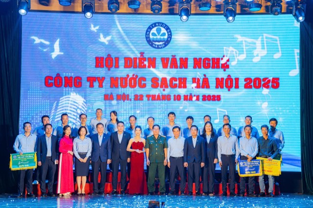 Công ty Nước sạch Hà Nội tổ chức Hội diễn văn nghệ chào mừng 131 năm Ngành nước Hà Nội (1894 – 2025) và 71 năm ngày thành lập Công ty Nước sạch Hà Nội (25/10/1954 – 25/10/2025)