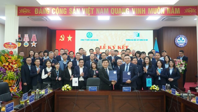 Lễ ký kết biên bản ghi nhớ và thỏa thuận hợp tác giữa Công ty Nước sạch Hà Nội và trường Đại học Xây dựng